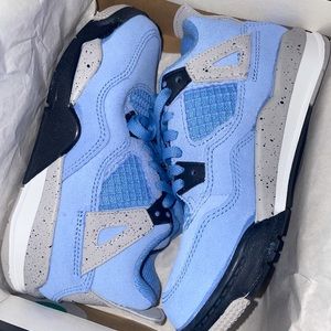 AIR JORDAN 4 RETRO GS 'UNIVERSITY BLUE'
